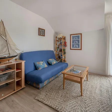 Sur Le Quai De Pornic, Pour 4 *