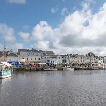 Sur Le Quai De Pornic, Pour 4