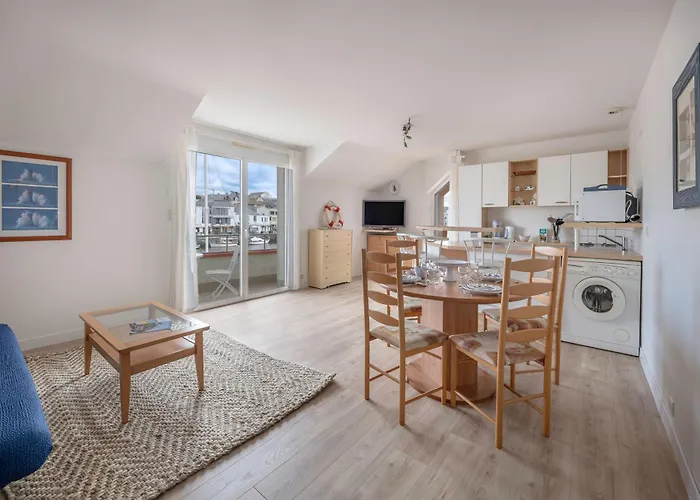 Sur Le Quai De Pornic, Pour 4